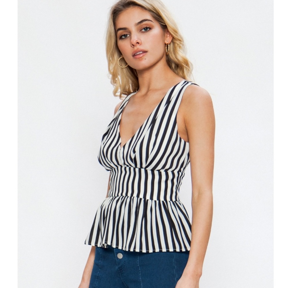 Flying Tomato Stripe Flounce Hem Top